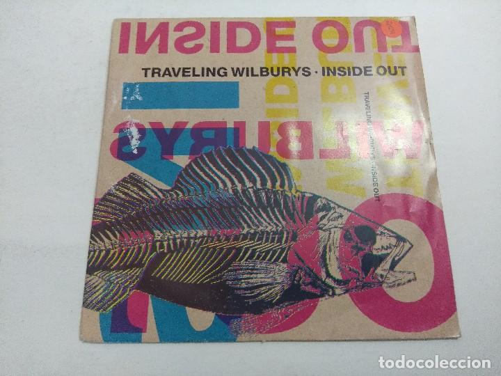 Discos de vinilo: THE TRAVELING WILBURYS/INSIDE OUT/SINGLE. - Foto 2