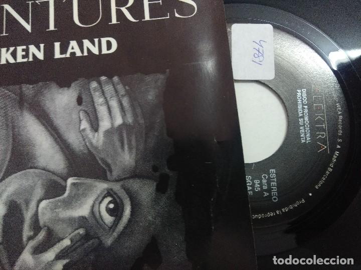Discos de vinilo: THE ADVENTURES/BROKEN LAND/SINGLE PROMOCIONAL. - Foto 2