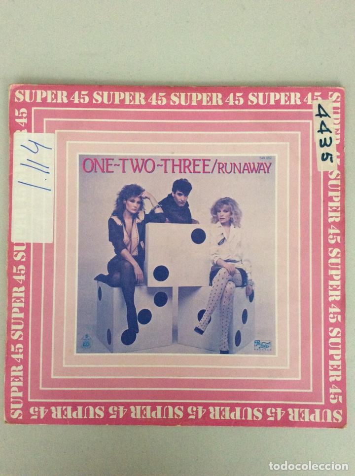 Discos de vinilo: One-Two-Three. Runaway. S&uacute;per 45. - Foto 1