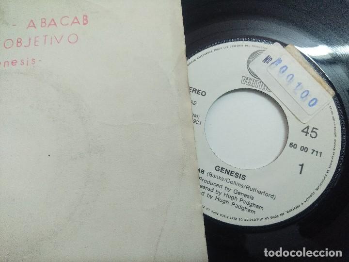 Discos de vinilo: GENESIS/ABACAB/SINGLE. - Foto 3