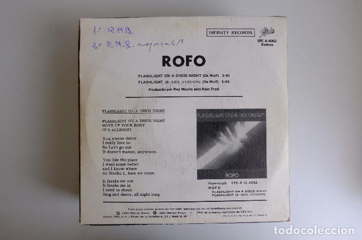 Discos de vinilo: ROFO - FLASHLIGHT ON A DISCONIGHT. SINGLE -1986 - Foto 2