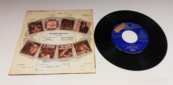 Discos de vinilo: Gilbert Becaud - La Cavale / Silly Symphonie (7&rdquo;, Single) - Foto 2