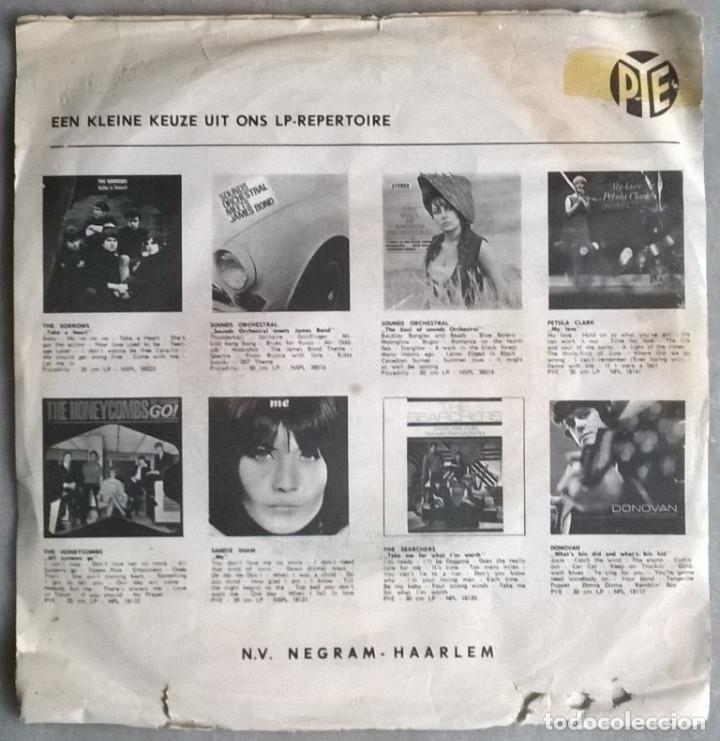 Discos de vinilo: Kinks. Dandy/ Party line. PYE, Holland 1966 single - Foto 2