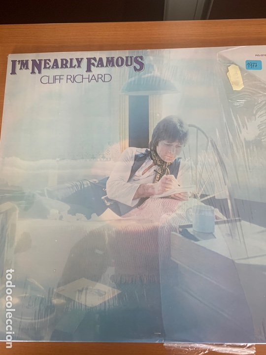 Discos de vinilo: Cliff Richard - I&rsquo;m nearly Famous - Foto 1