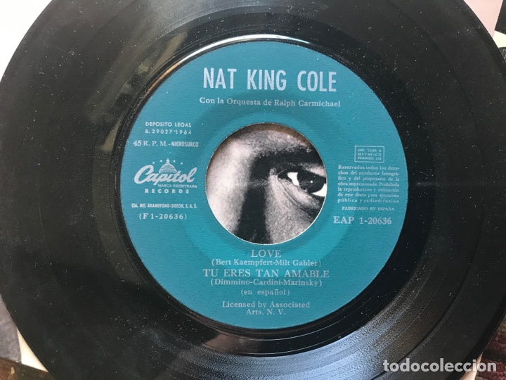 Discos de vinilo: Nat King Cole. Love. T&uacute; eres tan amable. EP. - Foto 3