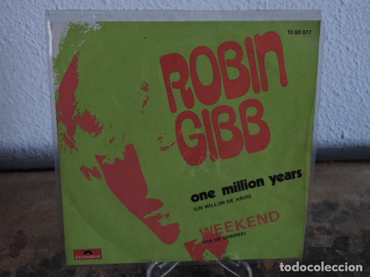 Discos de vinilo: Robin Gibb One Million Years / Weekend - Foto 1