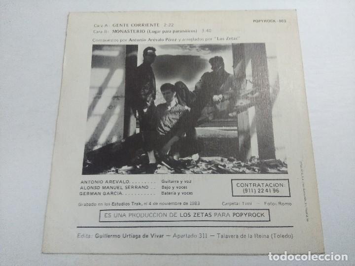 Discos de vinilo: SINGLE/LOS ZETAS/GENTE CORRIENTE-MONASTERIO. - Foto 3