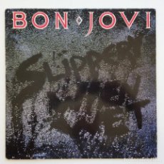 Discos de vinilo: BON JOVI ‎– SLIPPERY WHEN WET HOLANDA, 1986 MERCURY. Lote 316321073