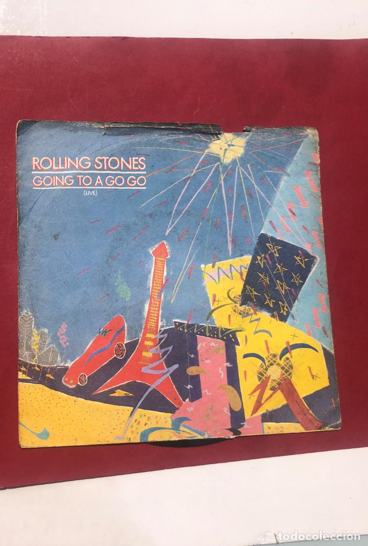 Discos de vinilo: DISCO SINGLE ROLLING STONES, GOING TO A GO GO, 1982 - Foto 1