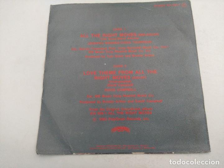 Discos de vinilo: SINGLE/ALL THE RIGHT MOVES. - Foto 3