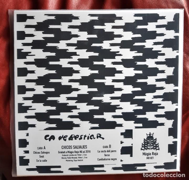 Discos de vinilo: CA DE BESTIAR - CHICOS SALVAJES LP - Foto 2