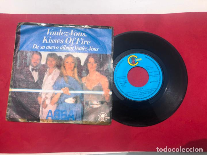 Discos de vinilo: DISCO SINGLE ABBA, VOULEZ VOUS, 1979 - Foto 2