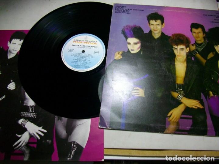 Discos de vinilo: ALASKA Y LOS PEGAMOIDES GRANDES EXITOS VINYL LP - Foto 2