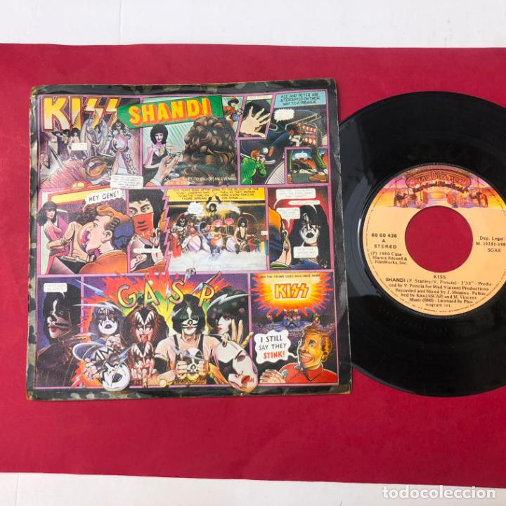 Discos de vinilo: DISCO VINILO SINGLE KISS, SHANDI, 1980 - Foto 2