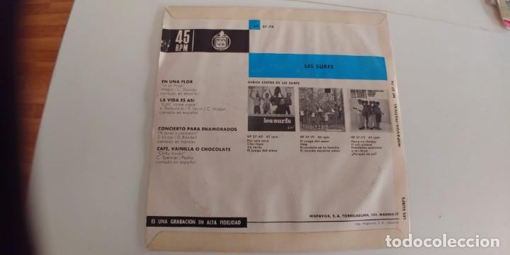 Discos de vinilo: LES SURFS-EP EN UNA FLOR +3-EN ESPA&Ntilde;OL - Foto 2