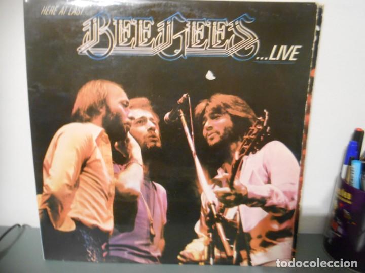 Discos de vinilo: BEE GEES LIVE - Foto 1