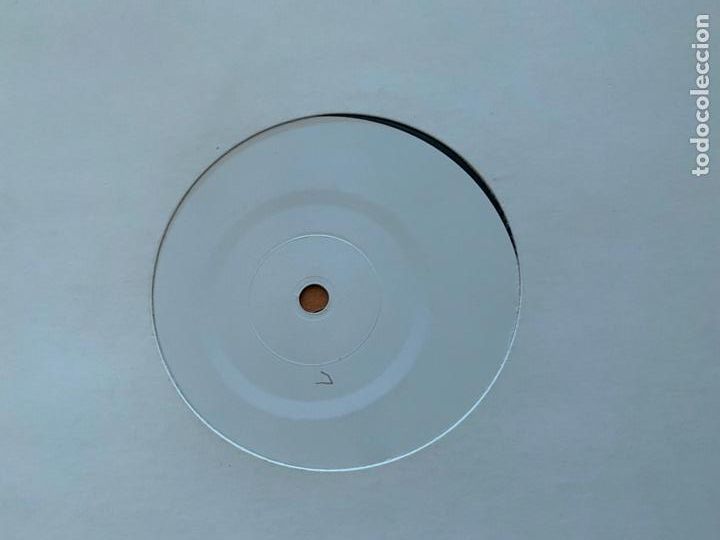 Discos de vinilo: PINK TURNS BLUE (YOUR MASTER IS CALLING) MAXI (B-31) - Foto 3