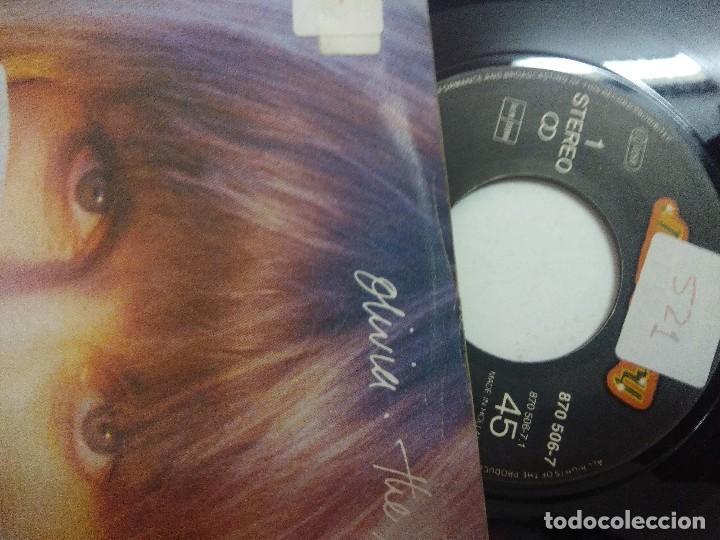 Discos de vinilo: SINGLE/OLIVIA NEWTON JOHN/THE RUMOUR. - Foto 2