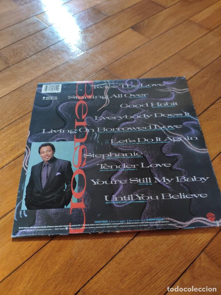 Discos de vinilo: George benson twice the love LP - Foto 2