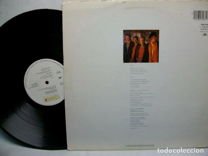 Discos de vinilo: LEVEL 42 WORLD MACHINE VINYL LP - Foto 2