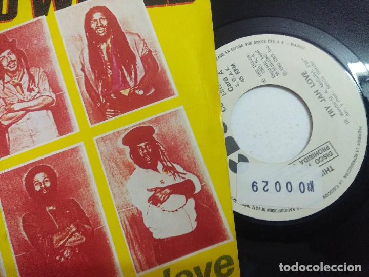 Discos de vinilo: SINGLE/THIRD WORLD/TRY JAH LOVE/PROMOCIONAL. - Foto 2