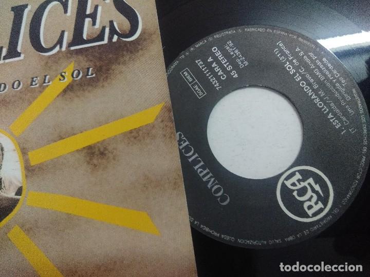 Discos de vinilo: SINGLE/COMPLICES/ESTA LLORANDO EL SOL. - Foto 2