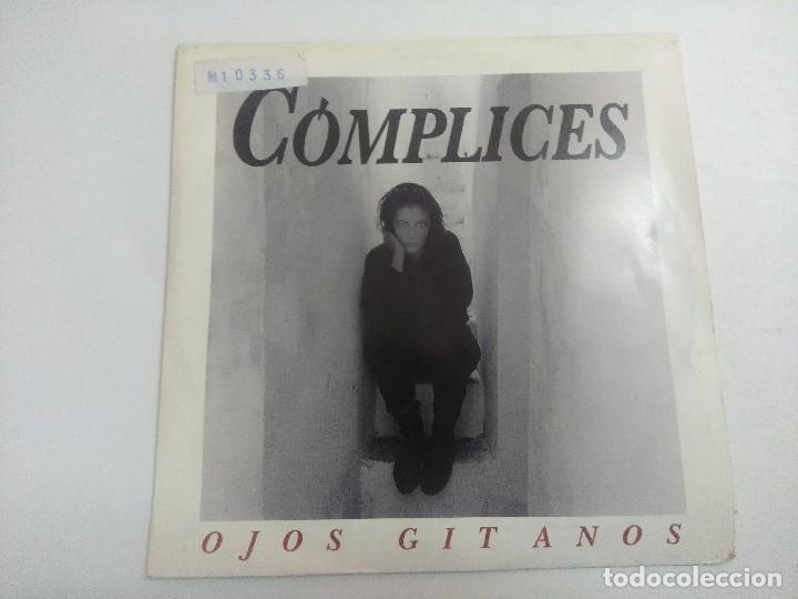 Discos de vinilo: SINGLE/COMPLICES/OJOS GITANOS. - Foto 1