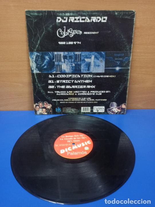 Discos de vinilo: MAXI SINGLE DISCO VINILO - DJ RICARDO & CORROSIVE DJS - CODIFICATION - Foto 2
