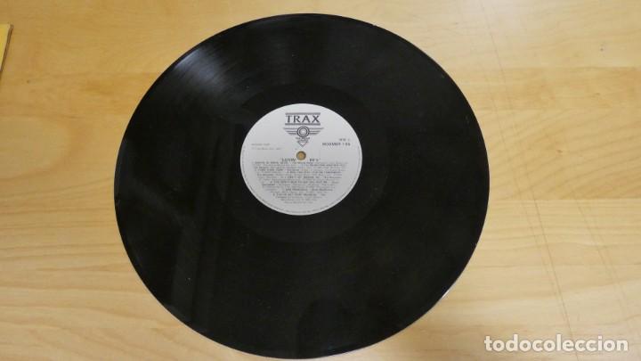 Discos de vinilo: LP LOVING SIXTIES . 16 ORIGINAL HITS . - Foto 6