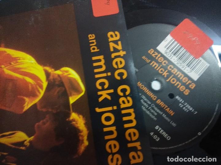 Discos de vinilo: SINGLE/BERLIN/AZTEC CAMERA AND MICK JONES. - Foto 2