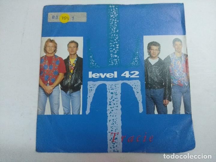 Discos de vinilo: SINGLE/LEVEL 42/TRACIE. - Foto 1