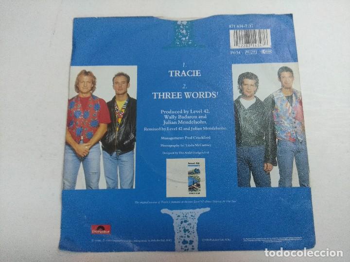 Discos de vinilo: SINGLE/LEVEL 42/TRACIE. - Foto 3