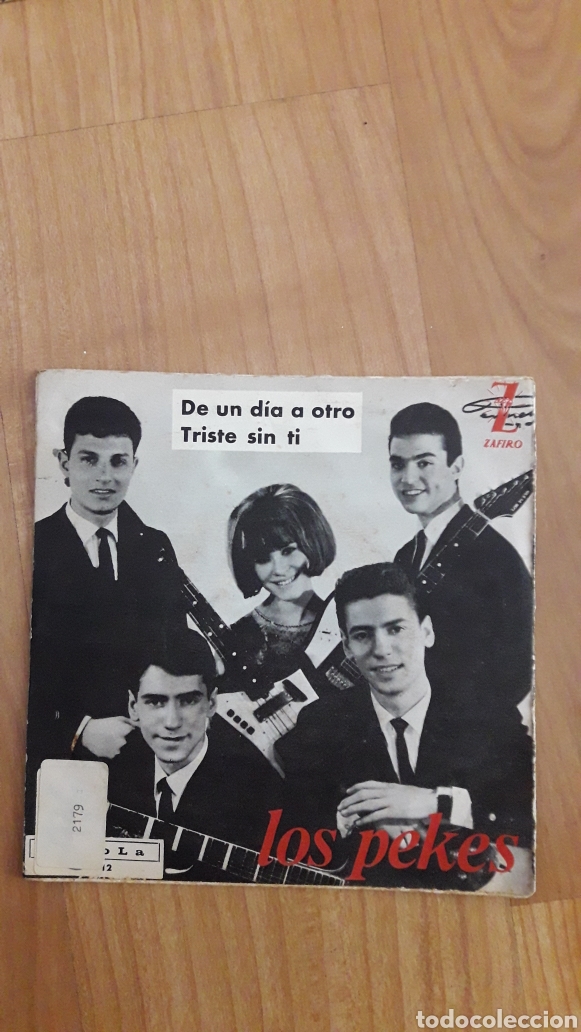 Discos de vinilo: LOS PEKES. DE UN D&Iacute;A A OTRO - Foto 2