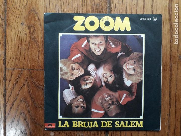 Discos de vinilo: Zoom - la bruja de salem + el amor es... - Foto 1