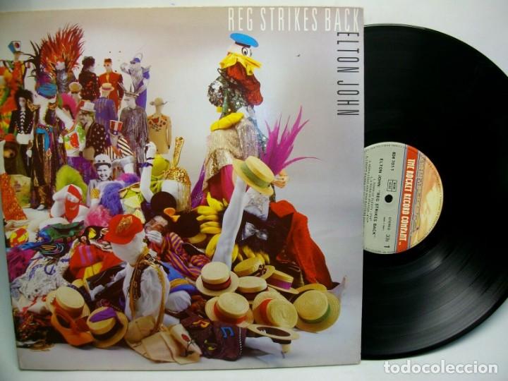 Discos de vinilo: ELTON JOHN REG STRIKES BACK LP - Foto 1