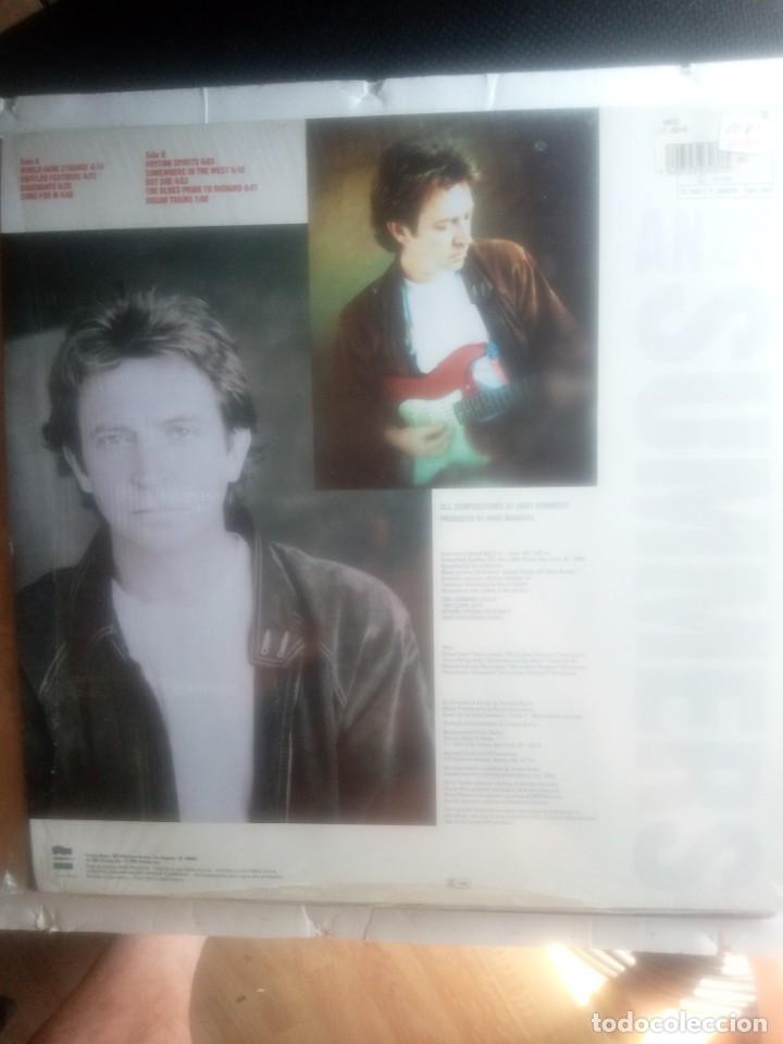 Discos de vinilo: ANDY SUMMERS - WORLD GONE STRANGE LP 1991 - Foto 2
