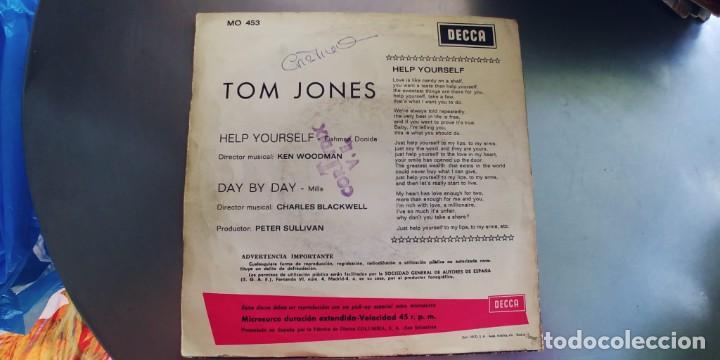 Discos de vinilo: TOM JONES-SINGLE HELP YOURSELF - Foto 2