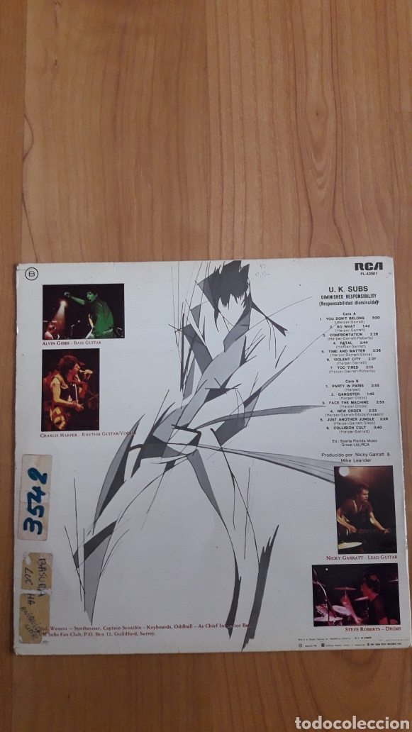 Discos de vinilo: UK SUBS. DIMINISHED RESPONSIBILITY - Foto 2