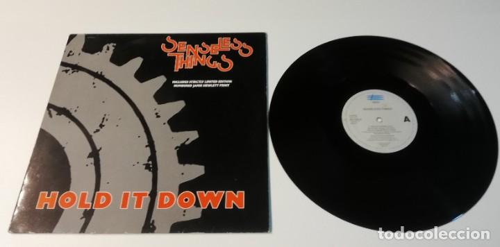 Discos de vinilo: Senseless Things - Hold It Down (12&rdquo;, Single) - Foto 1