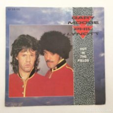 Discos de vinilo: GARY MOORE AND PHIL LYNOTT ‎– OUT IN THE FIELDS / MILITARY MAN GERMANY,1985 10 RECORDS. Lote 281953483