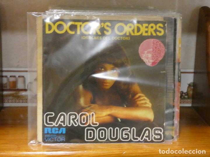 Discos de vinilo: SINGLE CAROL DOUGLAS DOCTORS ORDERS BUEN ESTADO - Foto 1