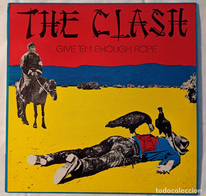 Discos de vinilo: The Clash. GIVE &acute;EM ENOUGH ROPE. 1&ordf; Edici&oacute;n (1978). - Foto 1