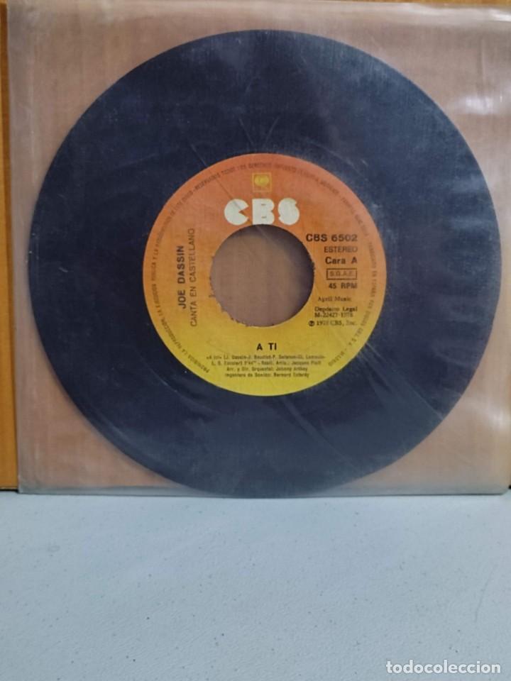 Discos de vinilo: Joe Dassin canta en castellano A Ti/ Dejame dormir. CBS, Spain 1978 single