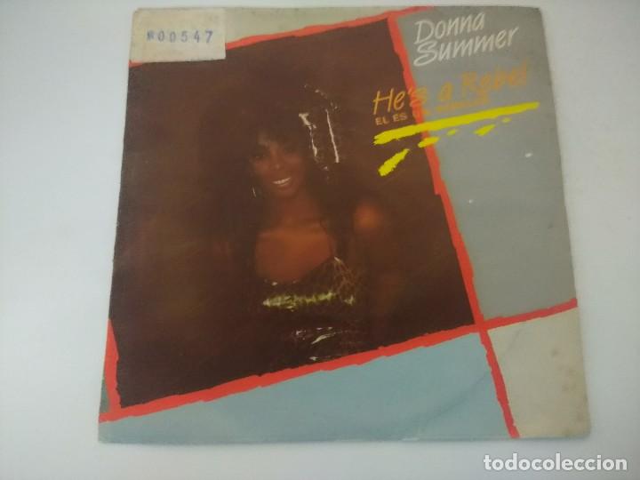 Discos de vinilo: SINGLE/DONNA SUMMER/HES A REBEL. - Foto 1