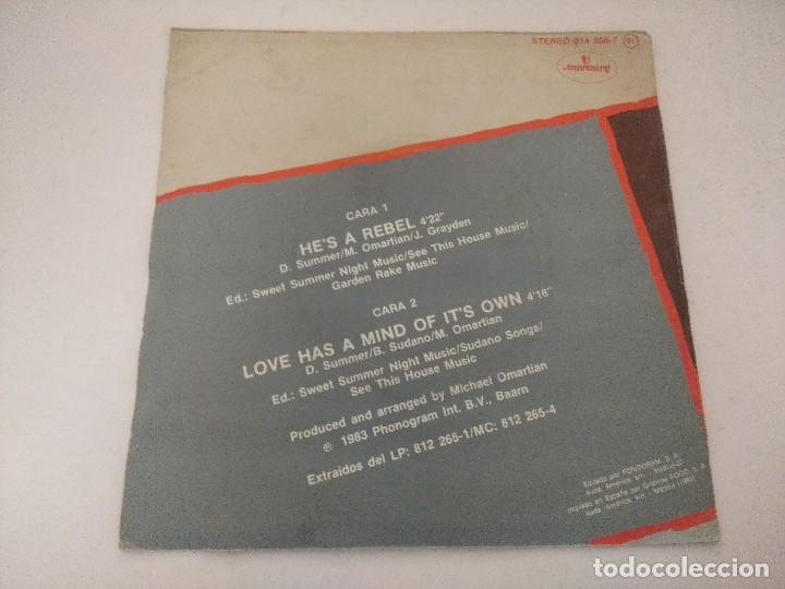 Discos de vinilo: SINGLE/DONNA SUMMER/HES A REBEL. - Foto 3