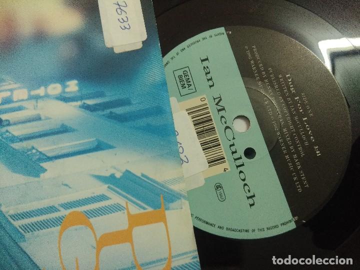 Discos de vinilo: SINGLE/IAN McCULLOCH/DUG FOR LOVE. - Foto 2