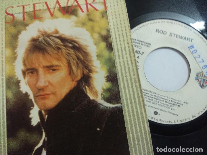 Discos de vinilo: SINGLE/ROD STEWART/SWEET SURRENDER/PROMOCIONAL. - Foto 2
