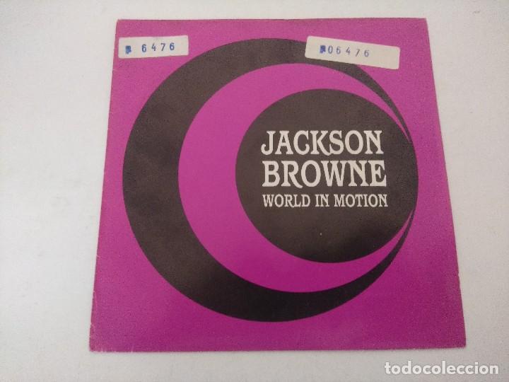 Discos de vinilo: SINGLE/JACKSON BROWNE/WORLD IN MOTION/PROMOCIONAL. - Foto 1