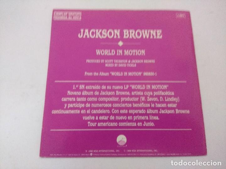 Discos de vinilo: SINGLE/JACKSON BROWNE/WORLD IN MOTION/PROMOCIONAL. - Foto 3