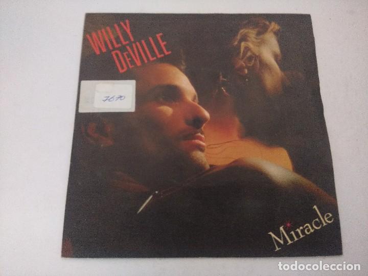 Discos de vinilo: SINGLE/WILLY DEVILLE/MIRACLE. - Foto 1
